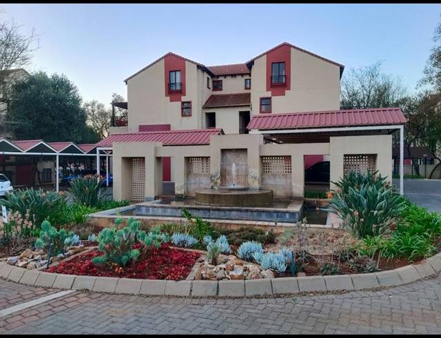 1 BEDROOM APARTMENT FOR SALE IN OUKRAAL ESTATE